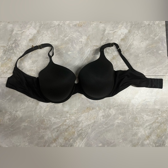 Black Full Coverage Underwire Bra - Picture 2 of 5
